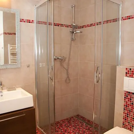 Malovanka Apartment